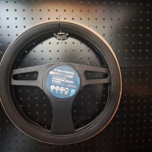 НАВЛАКА ЗА ВОЛАН 38